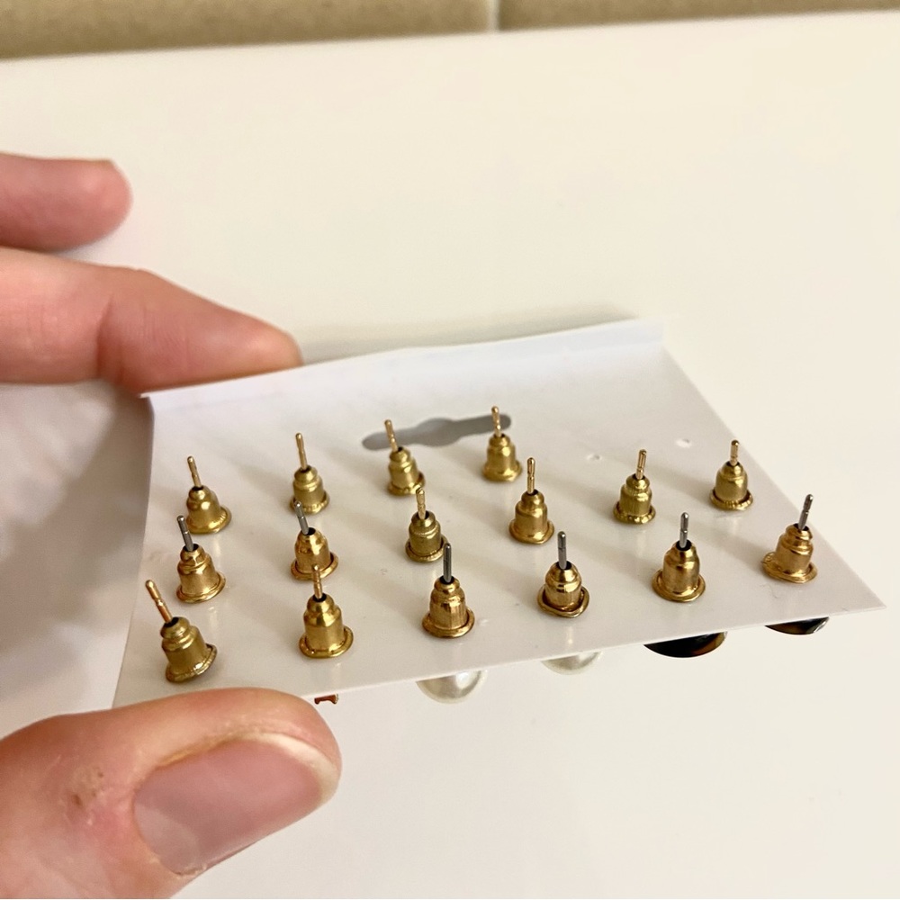 Stud Earring Set - Picture 3 of 3